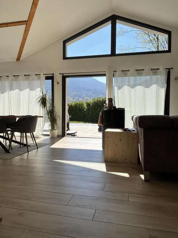 Maison 140 m² à Vaulnaveys-Le-Haut  - photo 9