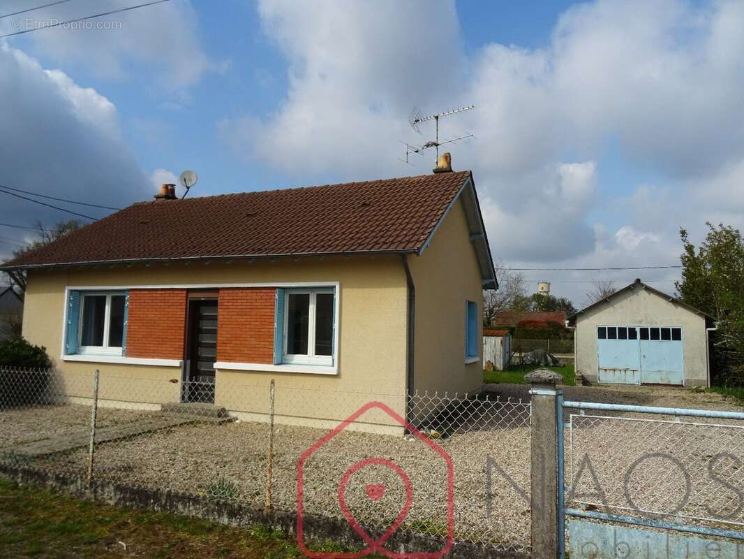 Maison à SOUESMES
