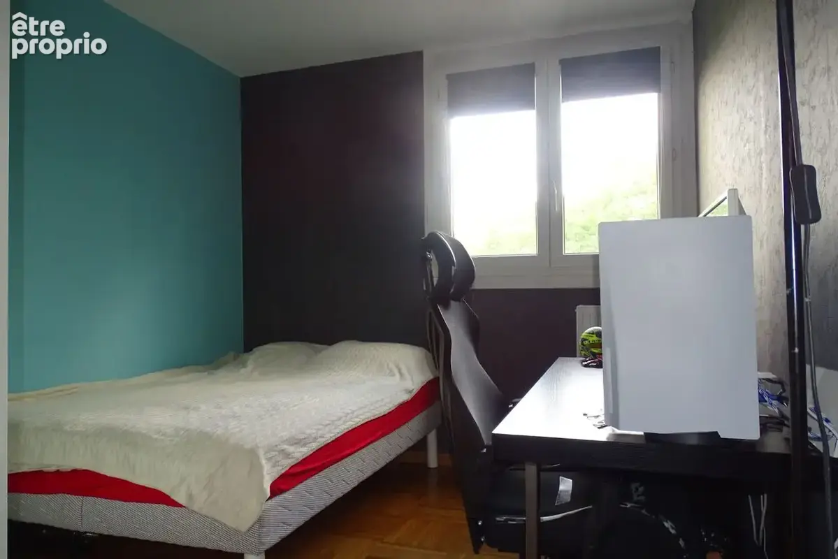 Appartement 4 pièces 81 m² à vendre à Creteil (94000) - photo 4