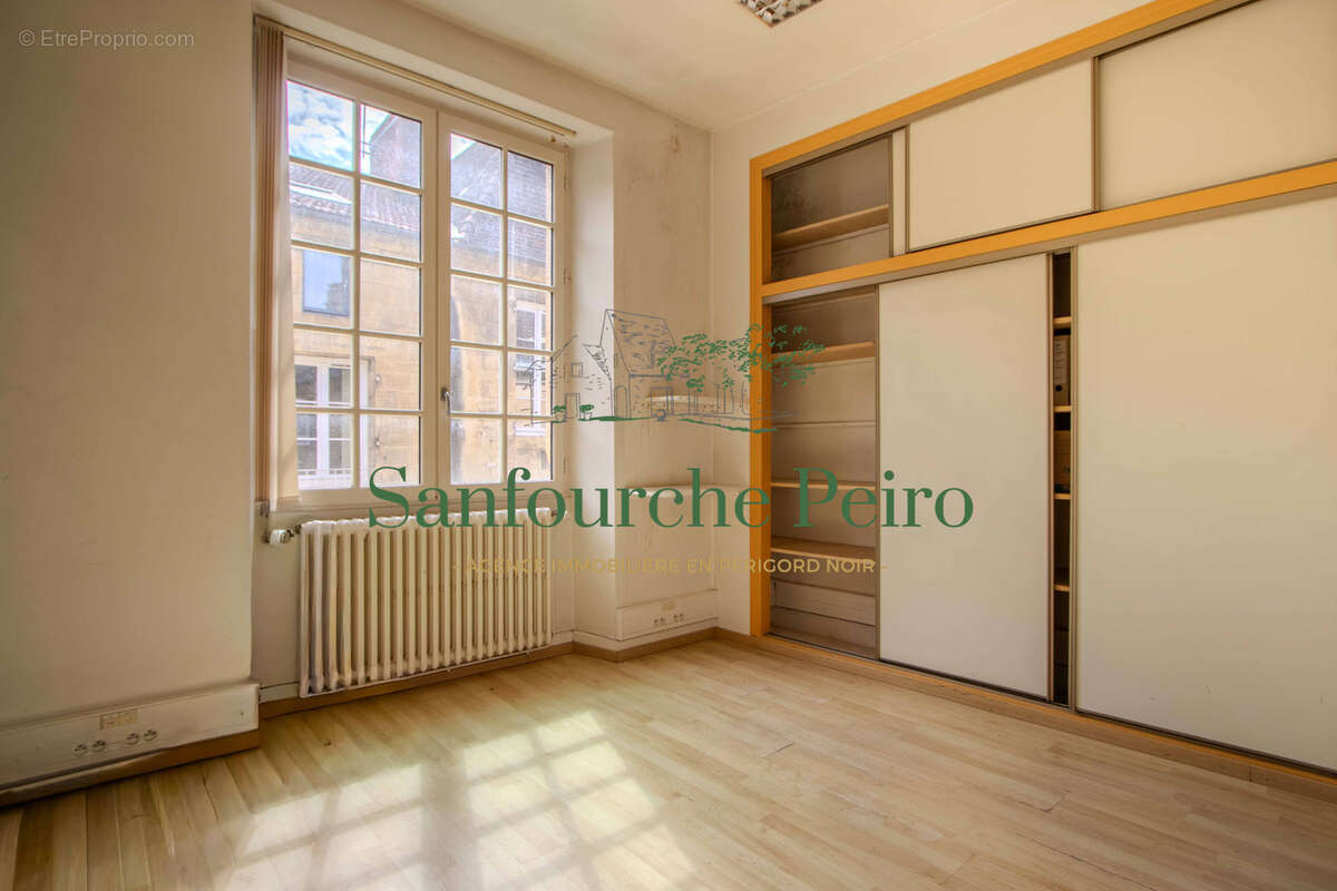 Appartement à SARLAT-LA-CANEDA