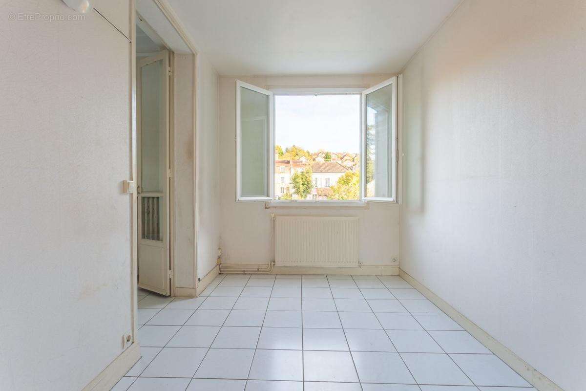 Appartement à VILLENEUVE-SAINT-GEORGES