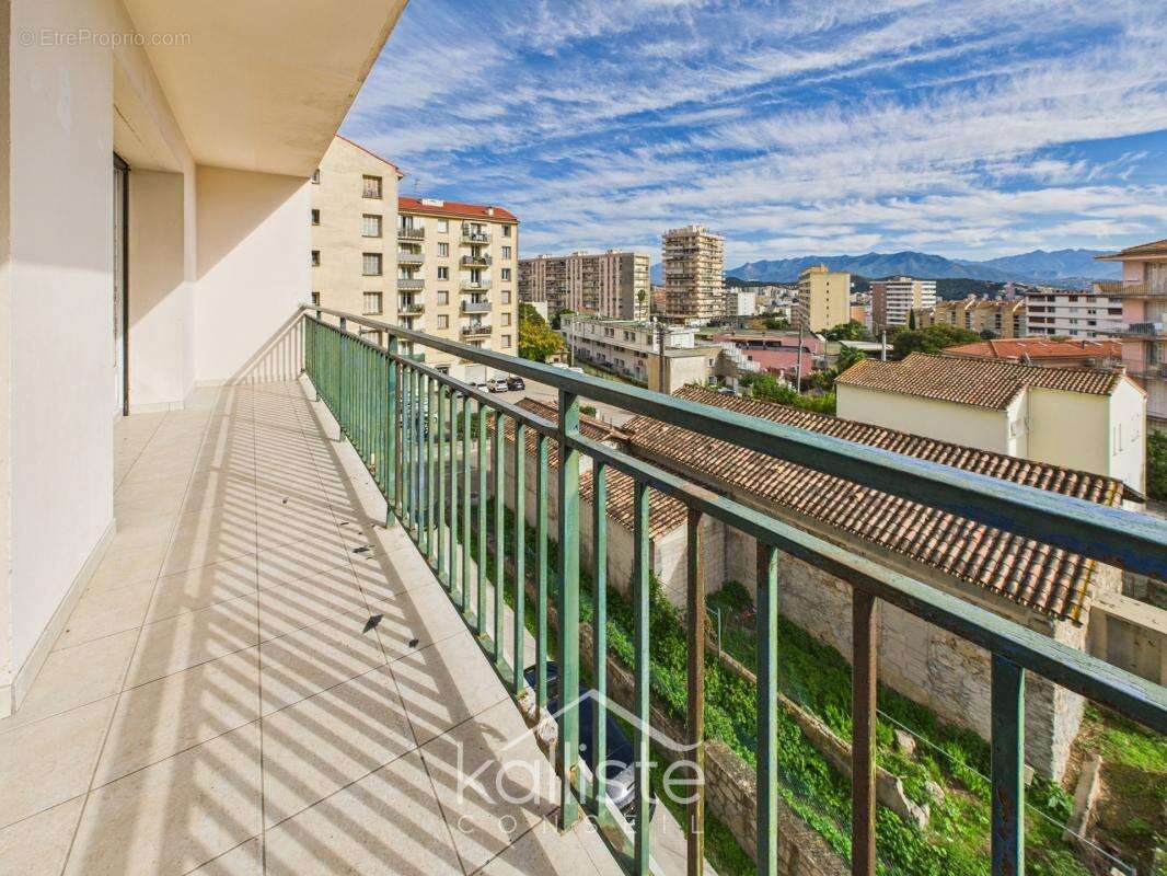 Appartement à AJACCIO