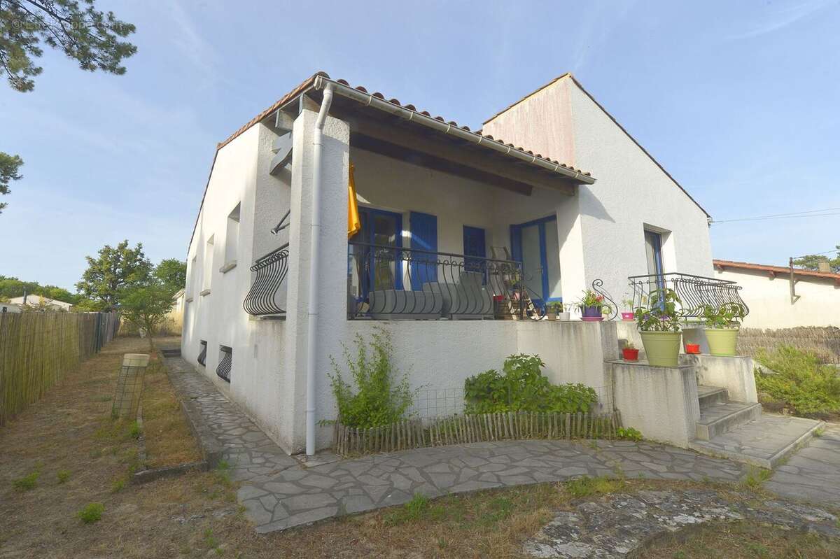 Maison à SAINT-GEORGES-DE-DIDONNE