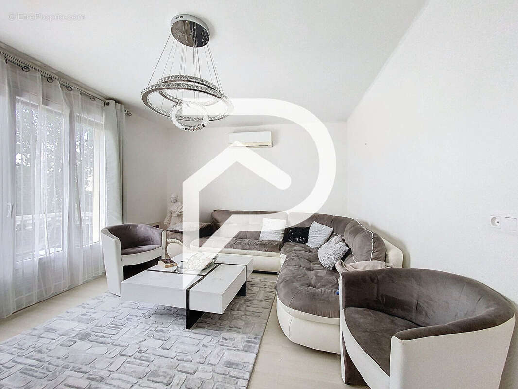 Maison à VERNOUILLET