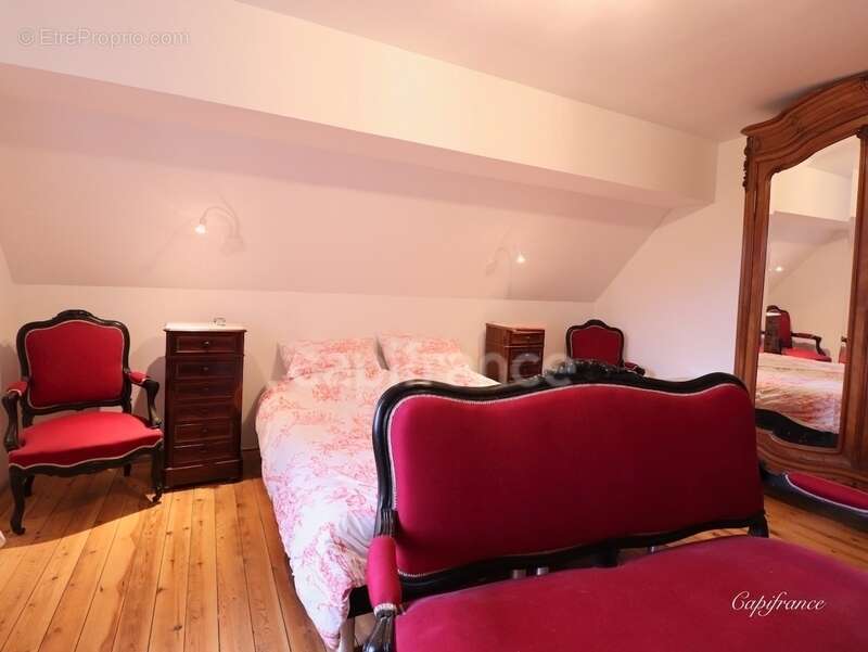 Maison à PUY-DE-SERRE