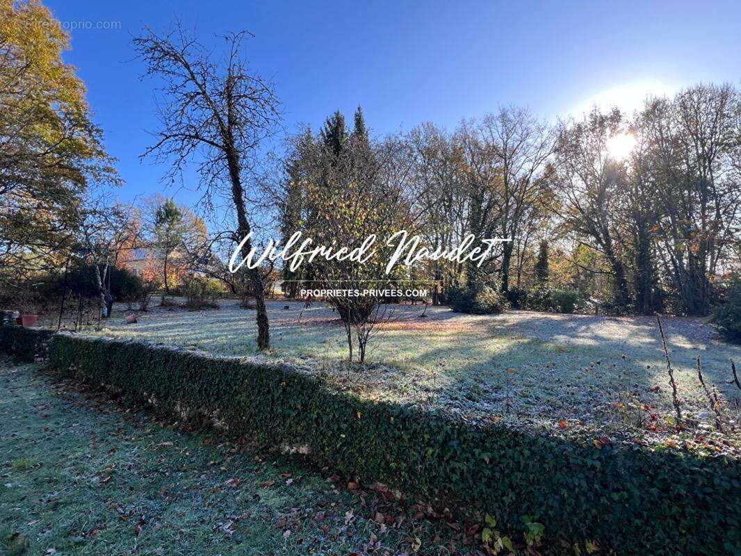 Maison à PARIGNE-L&#039;EVEQUE