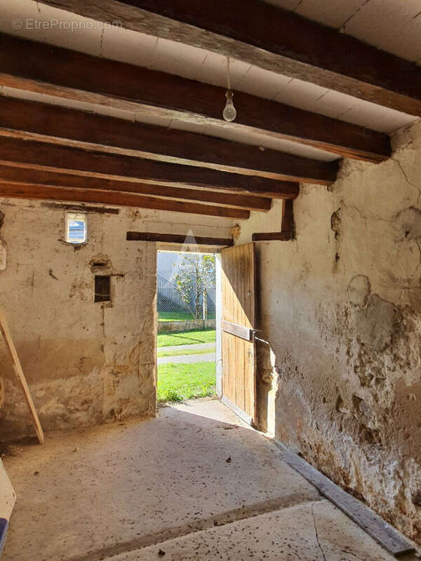 Maison à VILLENTROIS