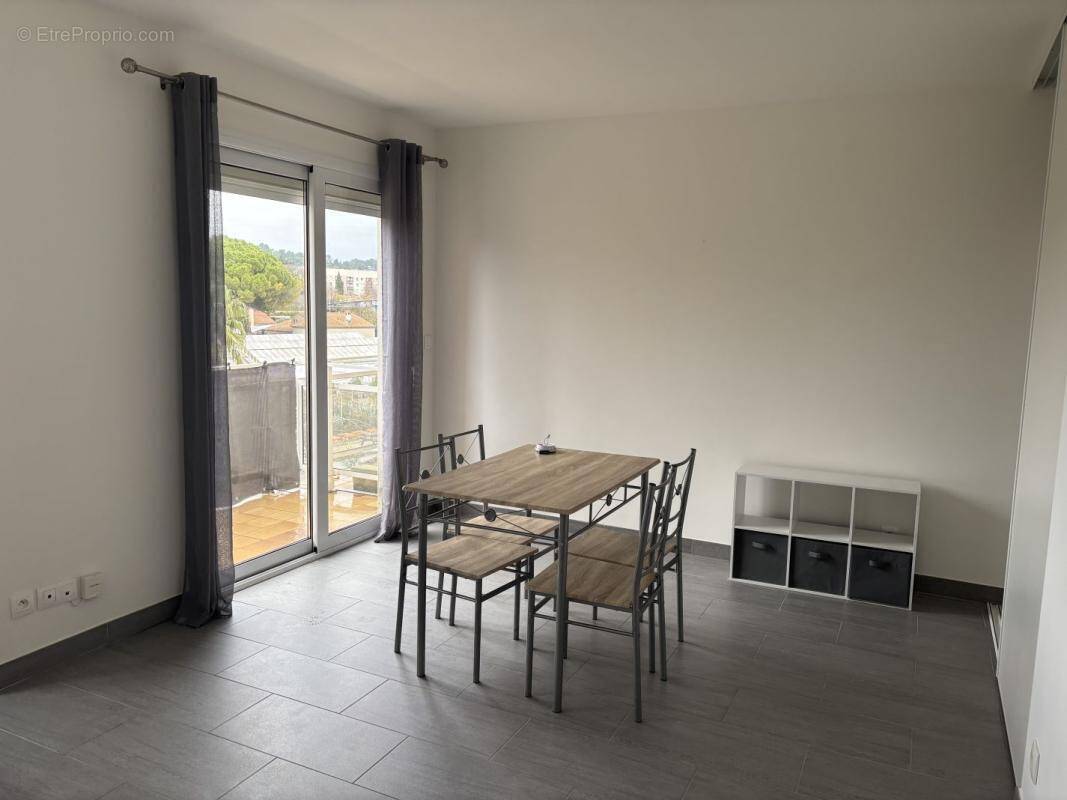 Appartement à CASTELNAU-LE-LEZ