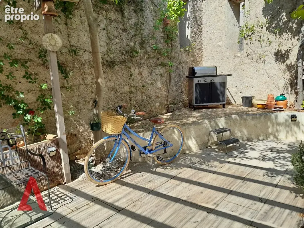 Villa comprenant quatre chambres et trois salles de bains, avec un jardin ombragé facile d'entretien, une petite piscine (plunge - photo 14