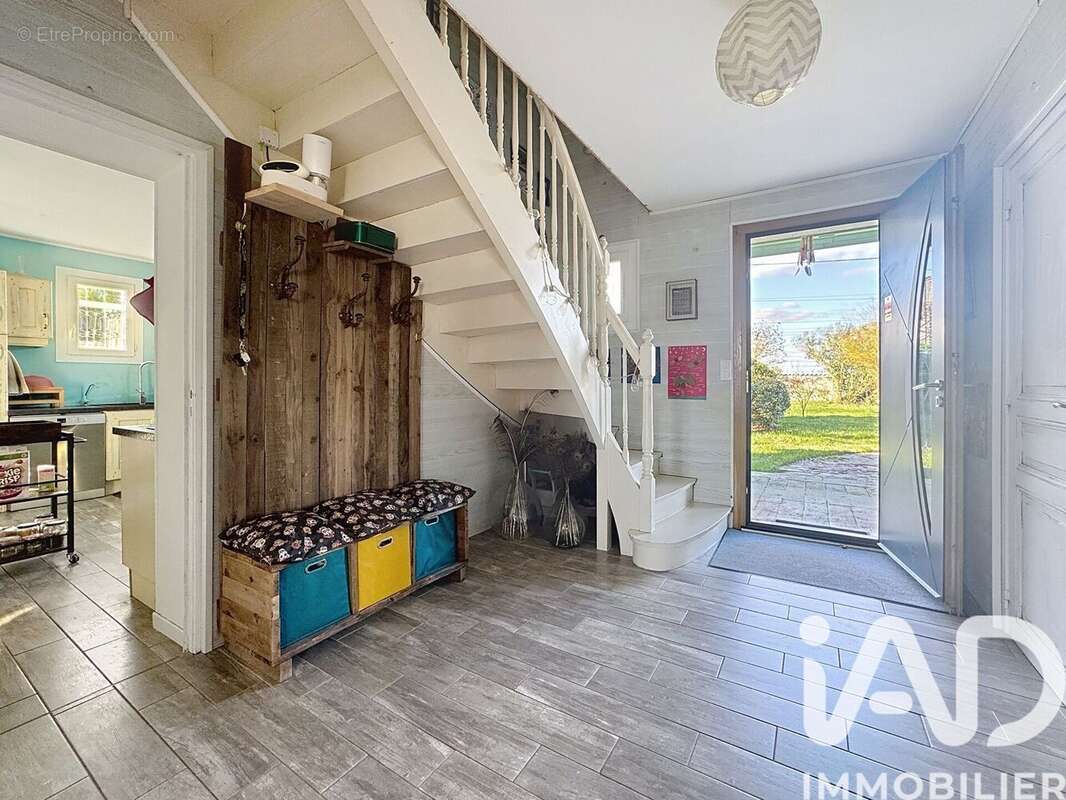 Photo 5 - Maison à COULGENS