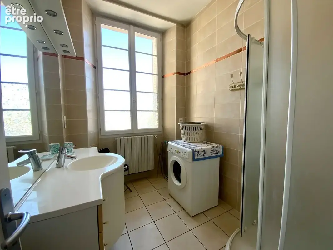Immeuble Jonzac centre - photo 9