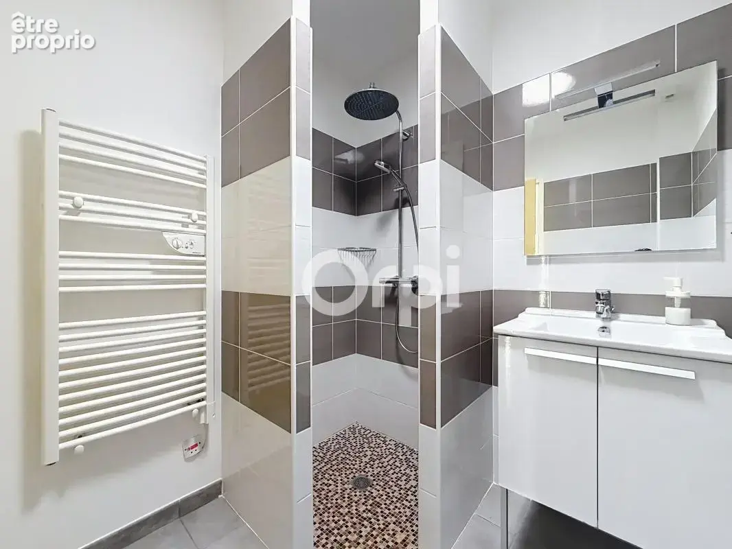 ** Maison 2/3 pièces 95 m2 avec jardin et stationnements ** - photo 13