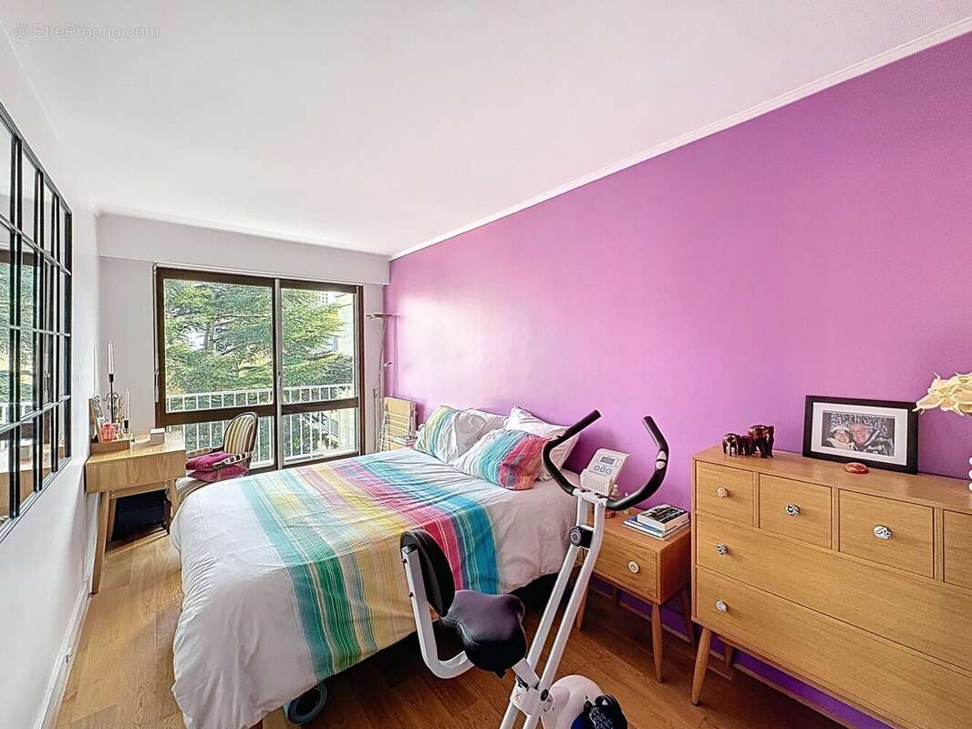 Appartement à L'HAY-LES-ROSES