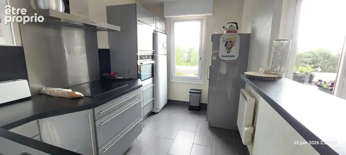 Tres bel appartement t3 avec cave et parking - photo 2