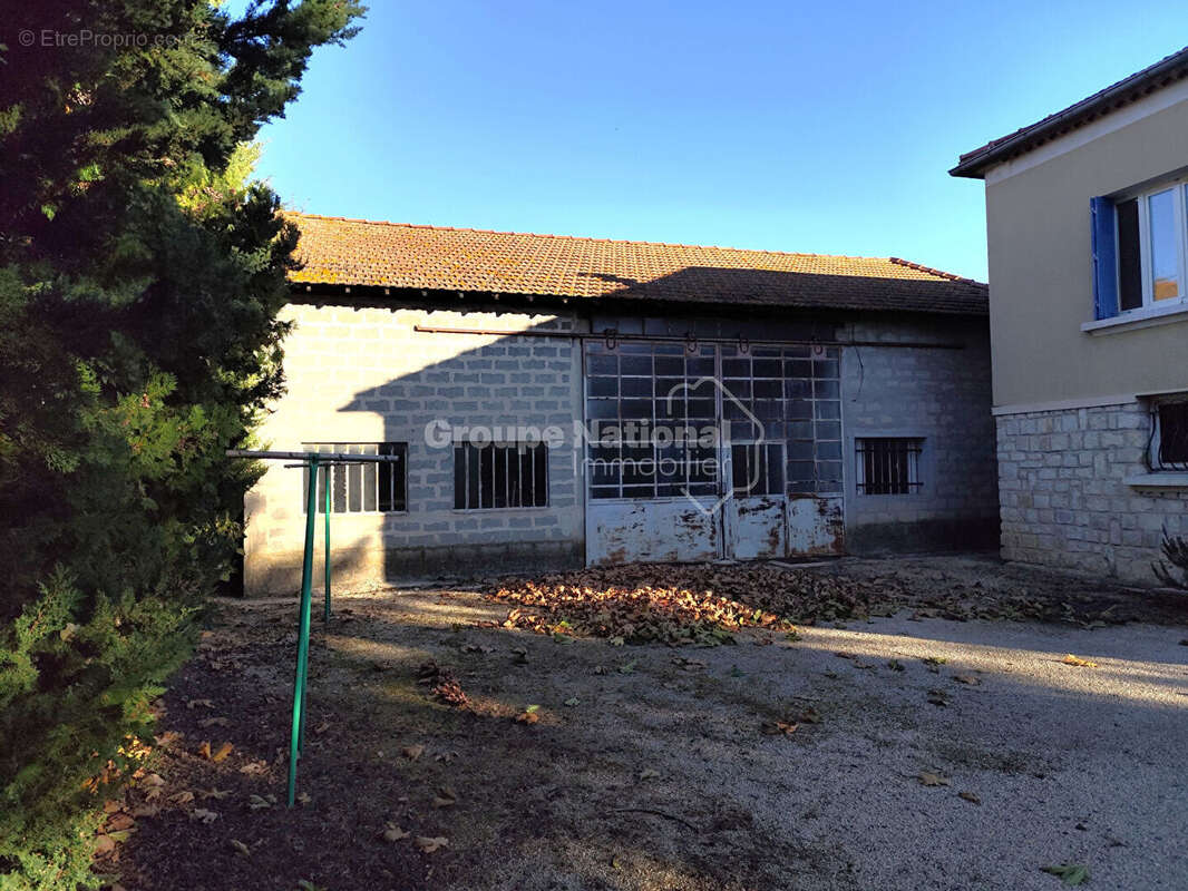 Maison à JONQUIERES