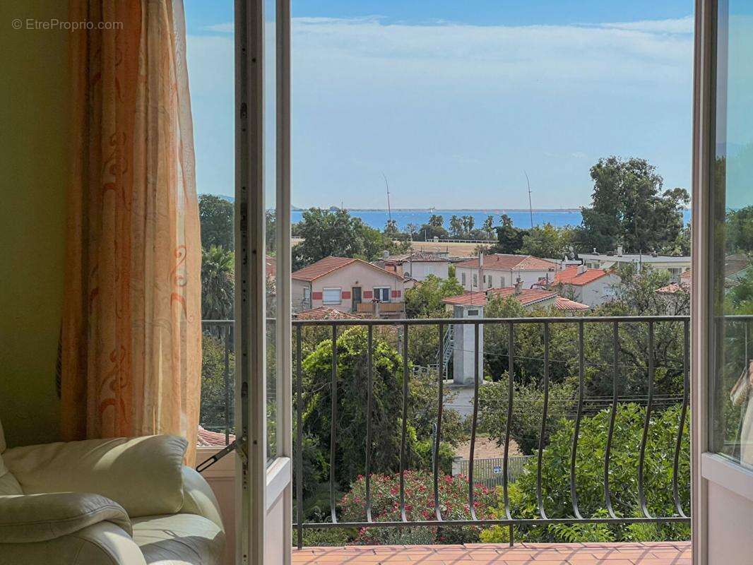 Maison à VILLENEUVE-LOUBET