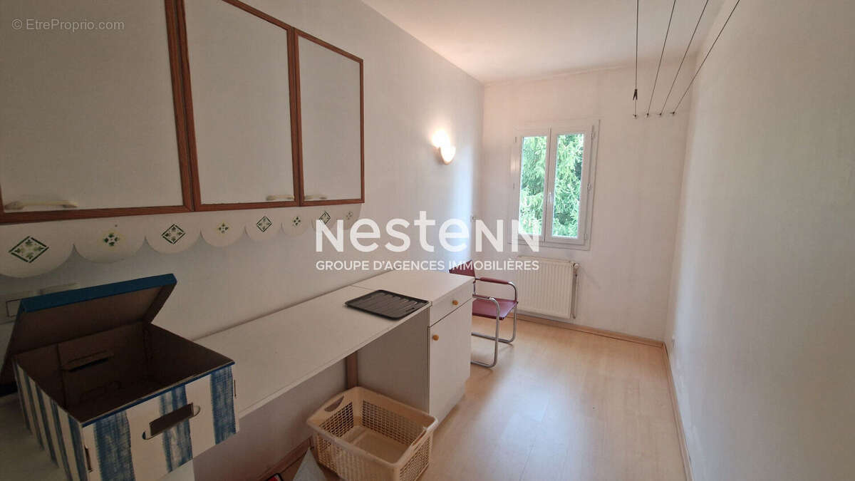 Maison à LA ROCHEBEAUCOURT-ET-ARGENTINE