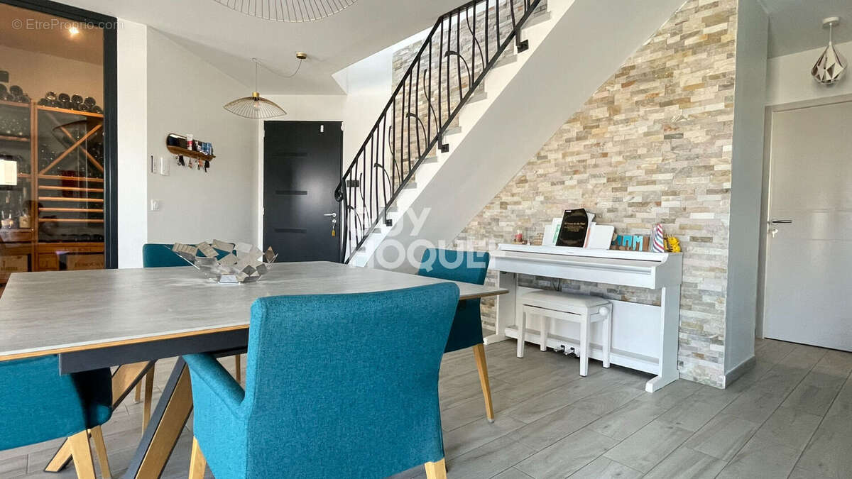 Maison à MEZE