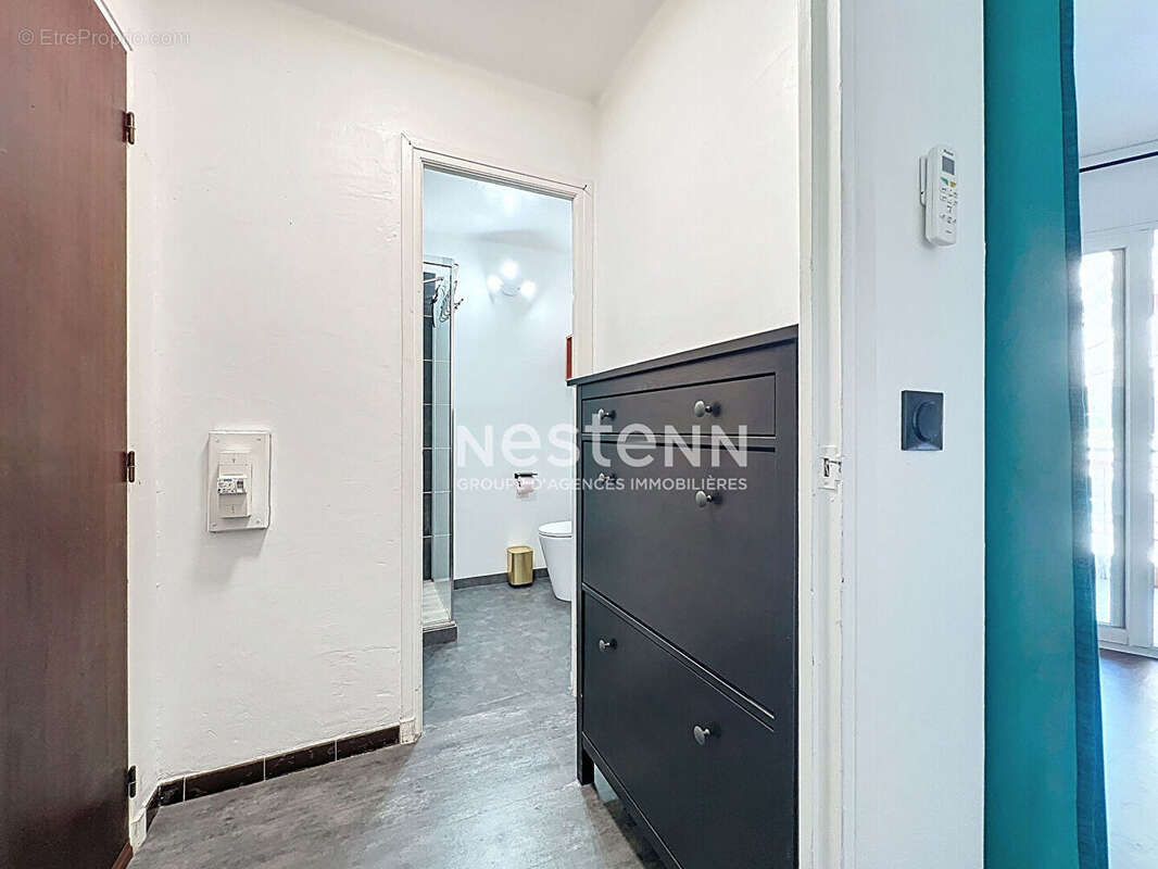 Appartement à VALLAURIS