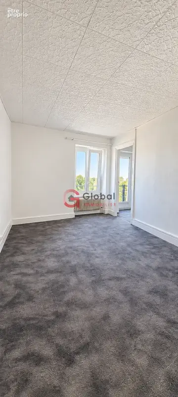 Maison familiale à Chanonat (63450) - photo 11