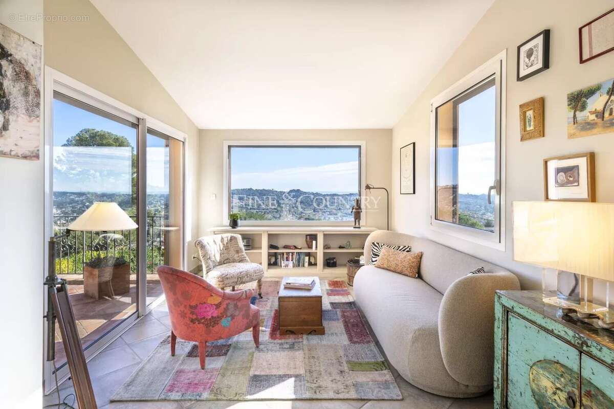 Vente villa vue Saint Paul de Vence et panoramique, avec projet 4 chambres - photo 6