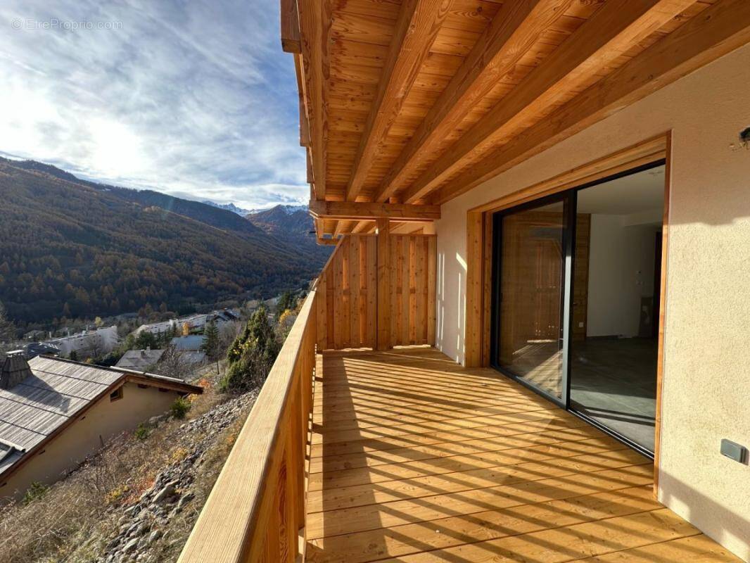 Appartement à SAINT-CHAFFREY