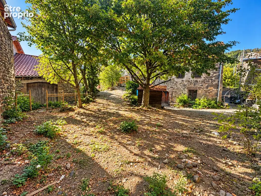 Maison entièrement rénovée   5 chambres   Dépendance   Terrain de 543 m2 POLIGNAC - photo 2