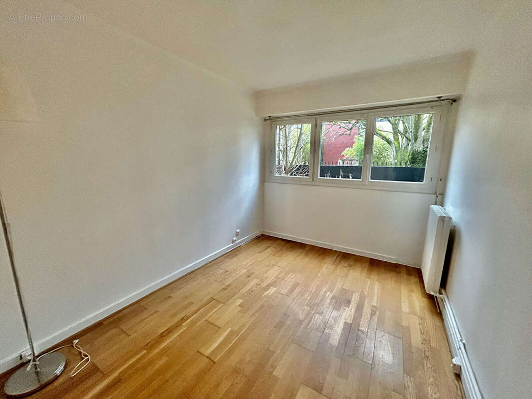 Appartement à LE PERREUX-SUR-MARNE