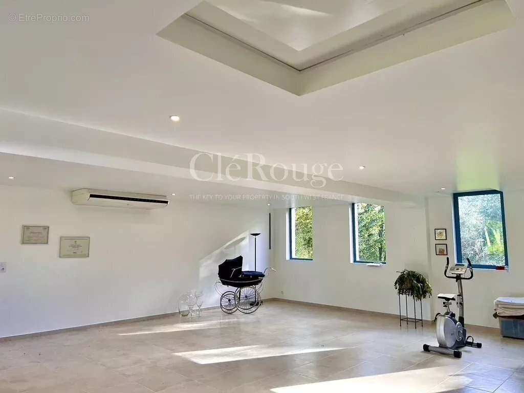 Maison à MONTPON-MENESTEROL