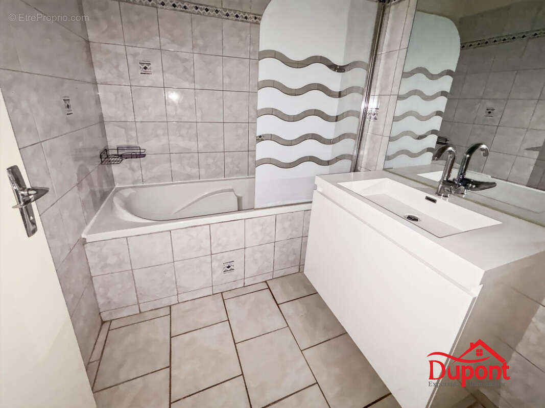 Appartement 64 m² à Charleville-Mezieres  - photo 4