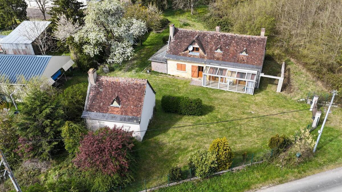 Maison à NEUILLE-PONT-PIERRE