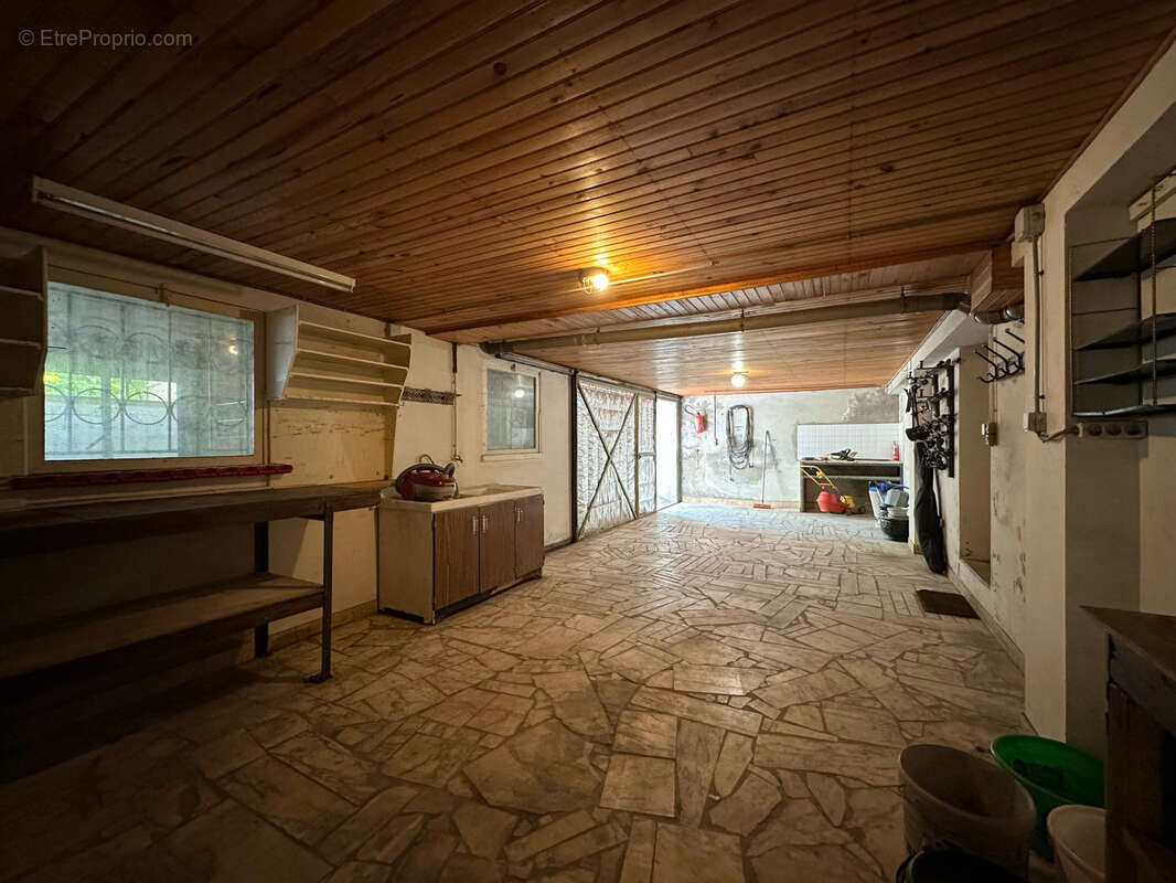 REIMS - Ensemble immobilier secteur AV. DE LAON / BLVD DES BELGES - photo 15
