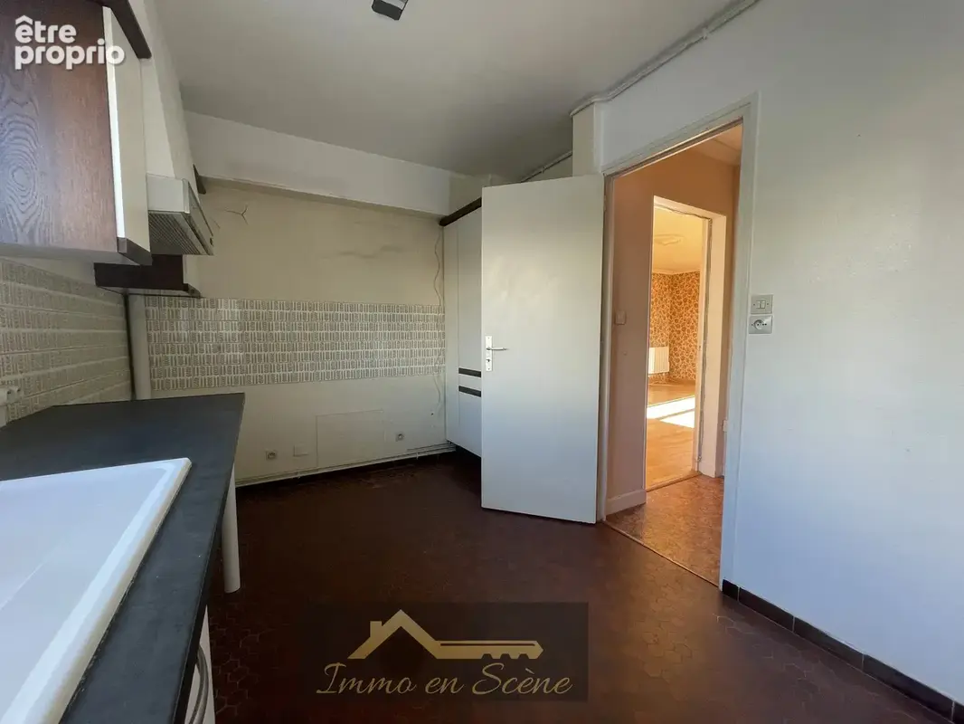 Appartement f3 avec balcon, cave et parking - photo 7