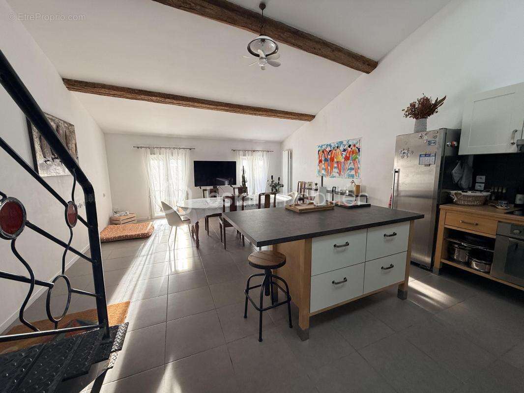 Appartement à LOUPIAN