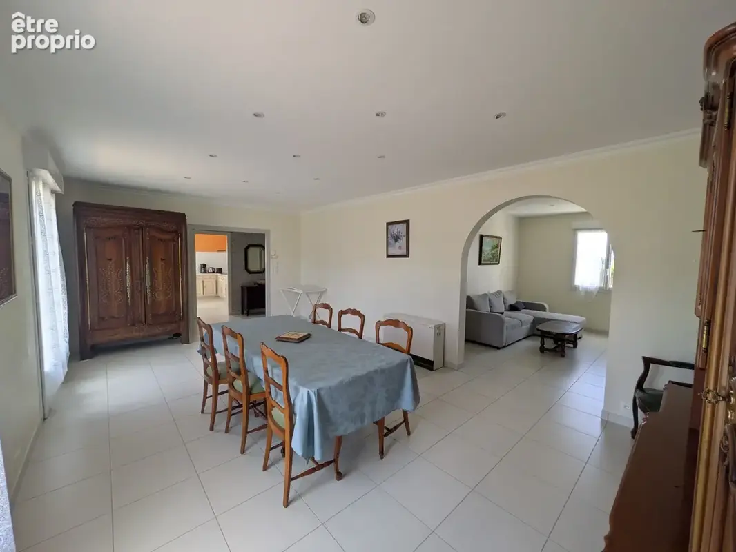 Seglien maison néo bretonne de 150m² de 7 pièces avec vie de plain pied parcelle clôturée de 807m² - photo 4