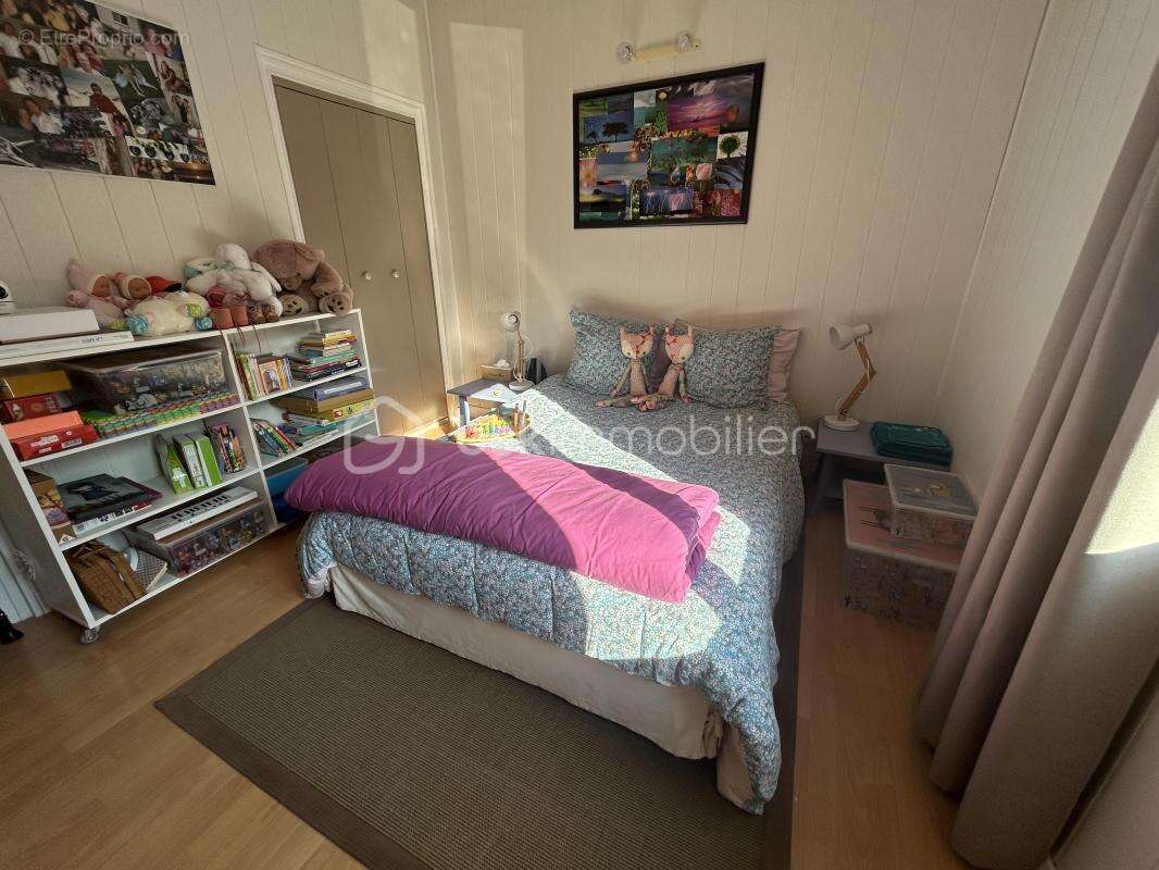 Belle maison plain pied - 4/5 chambres - veranda - piscine - terrain - photo 14