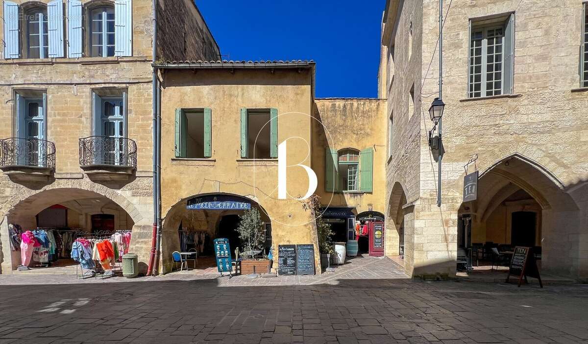 Maison à UZES