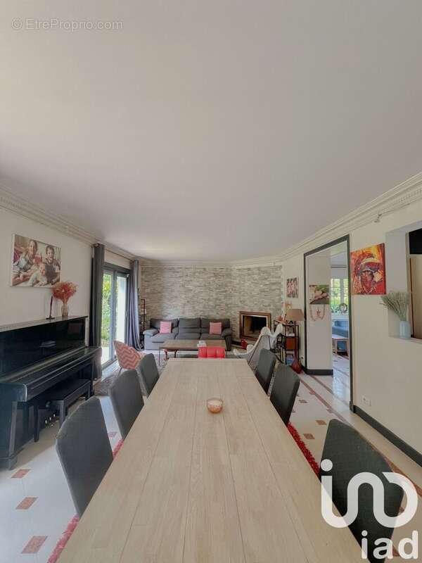 Photo 3 - Maison à LOUVECIENNES