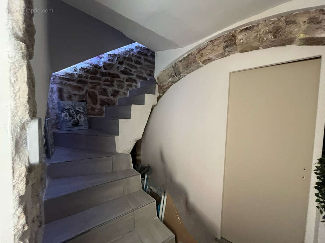 Maison à LA VALETTE-DU-VAR