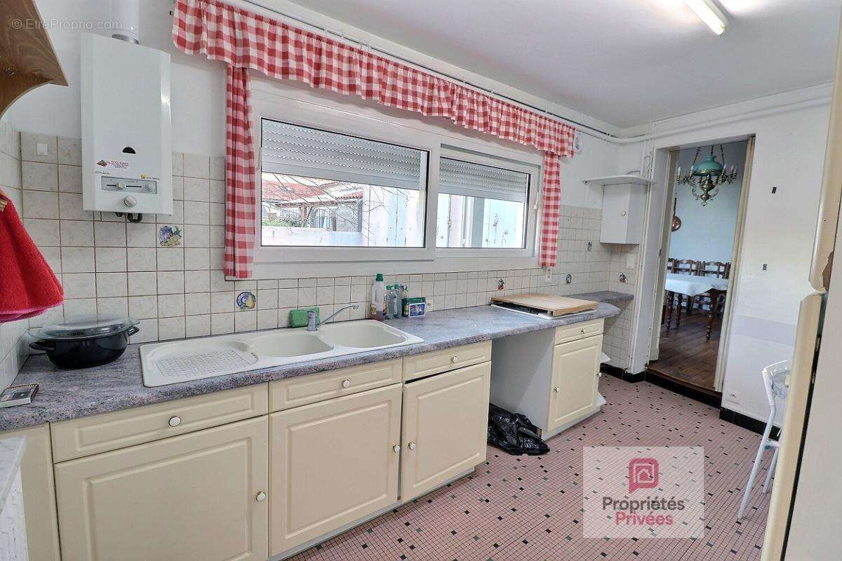 Maison à TONNAY-CHARENTE