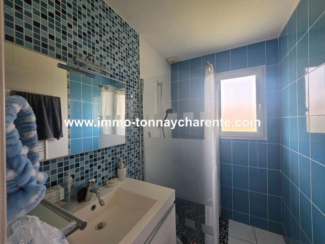 Maison à TONNAY-CHARENTE