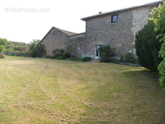 Maison à SAINT-AUVENT