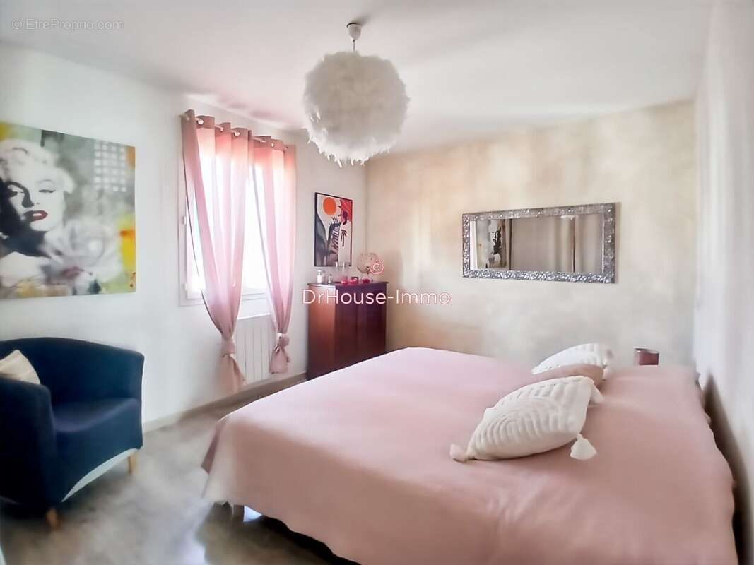 Maison à SAINT-CYPRIEN