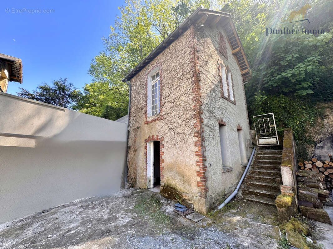 Local 550m2 LARCAY - photo 5