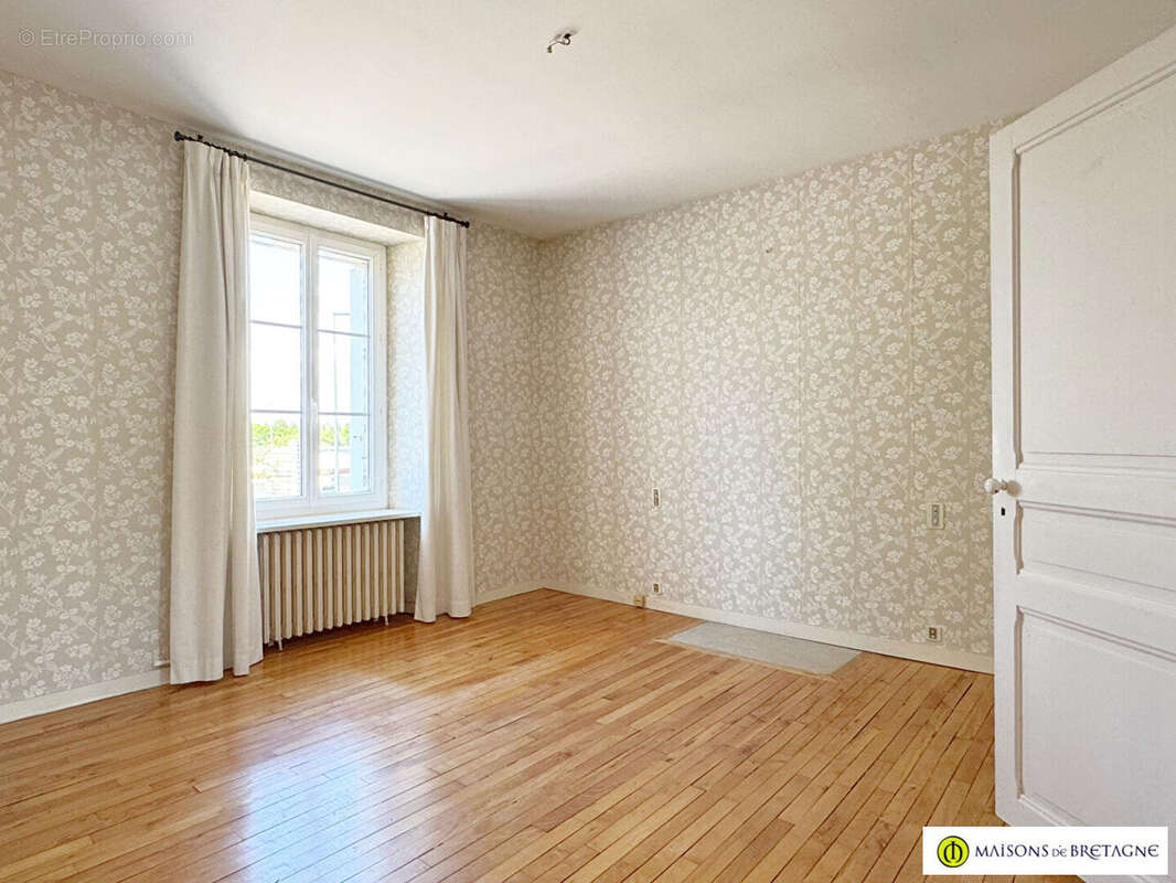 Maison à RIEC-SUR-BELON