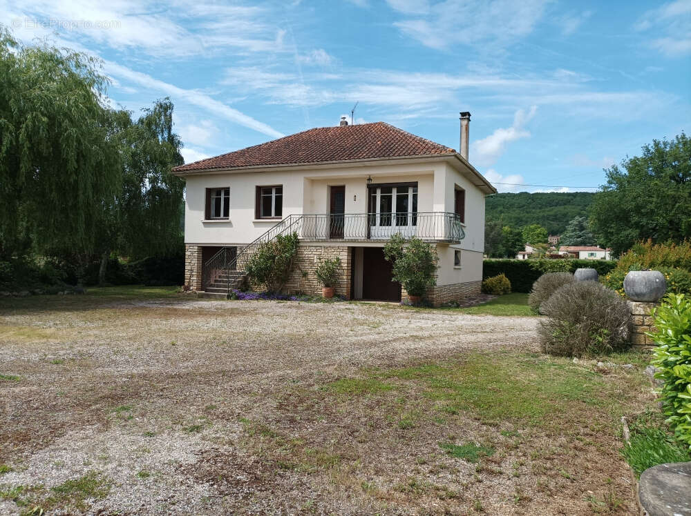 Maison à DURAVEL