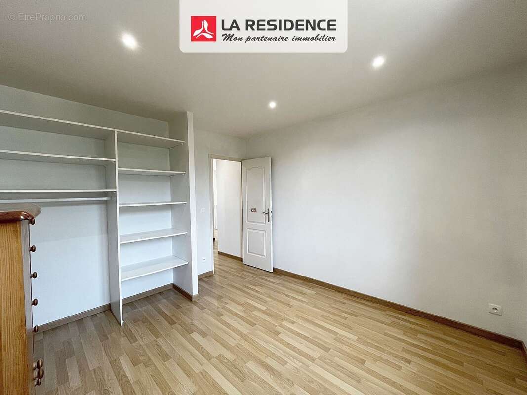 Maison à SAINT-OUEN-L'AUMONE