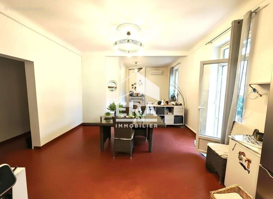 Appartement 74m² à marseille 5e arrondissement - photo 9