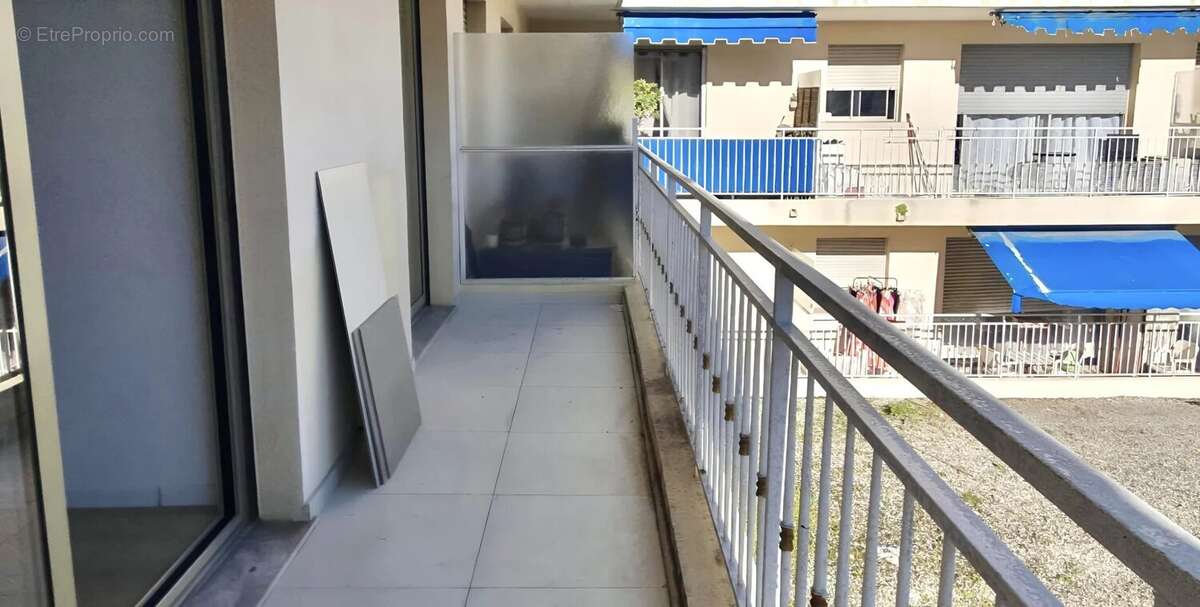 Appartement à LE CANNET