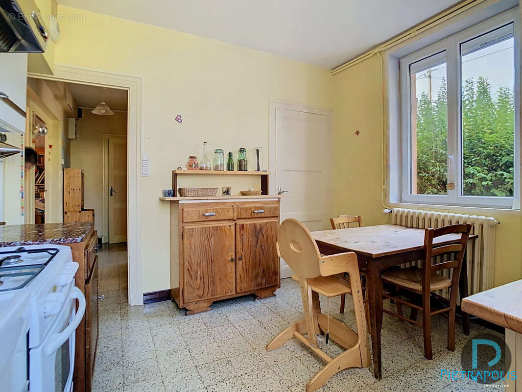 maison BOURG cuisine